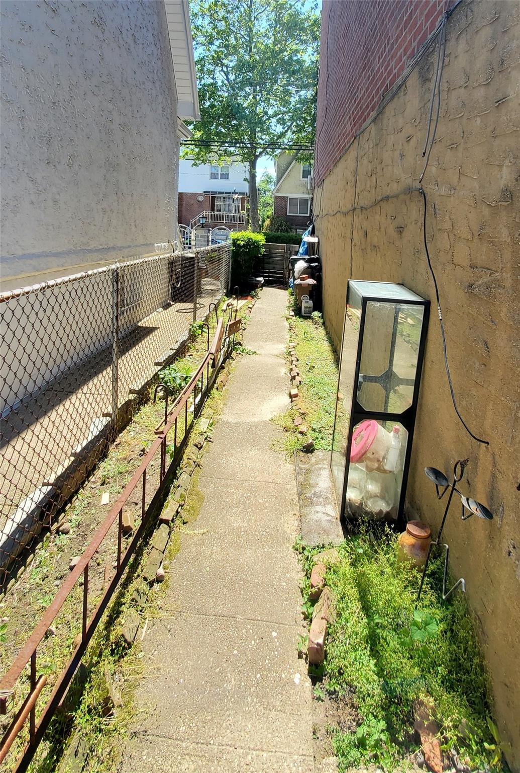Single Family Mickle  Bronx, NY 10469, MLS-863877-17