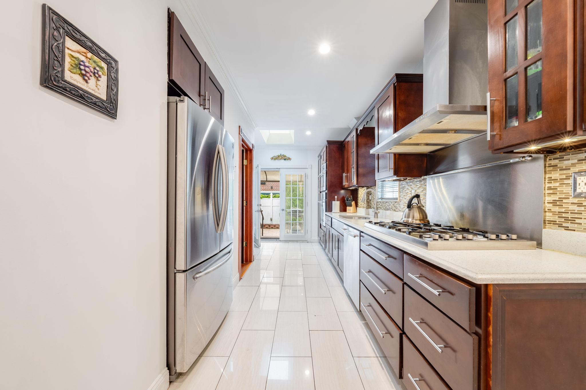 Single Family 58  Queens, NY 11378, MLS-863878-11
