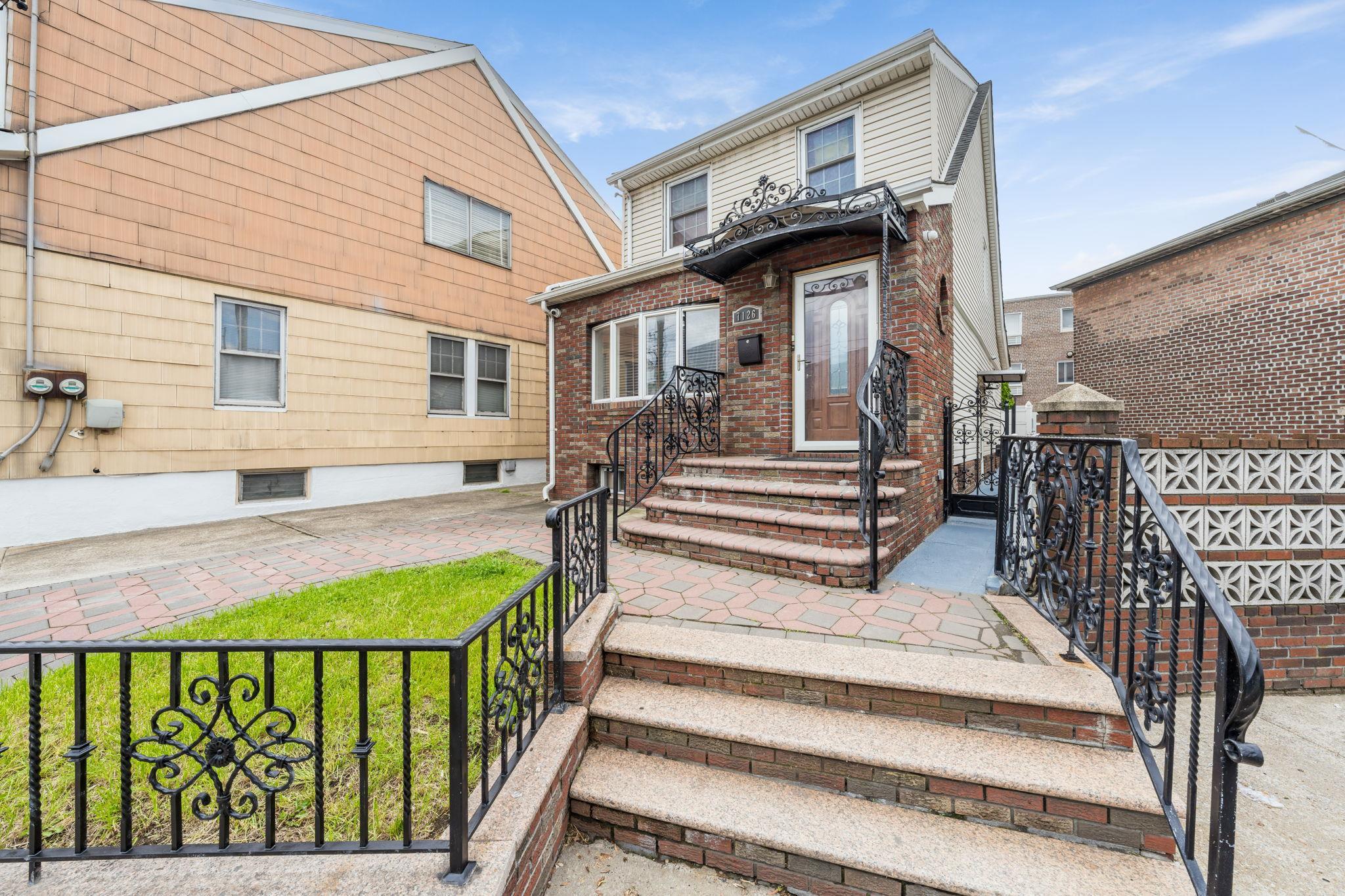 Single Family 58  Queens, NY 11378, MLS-863878-2