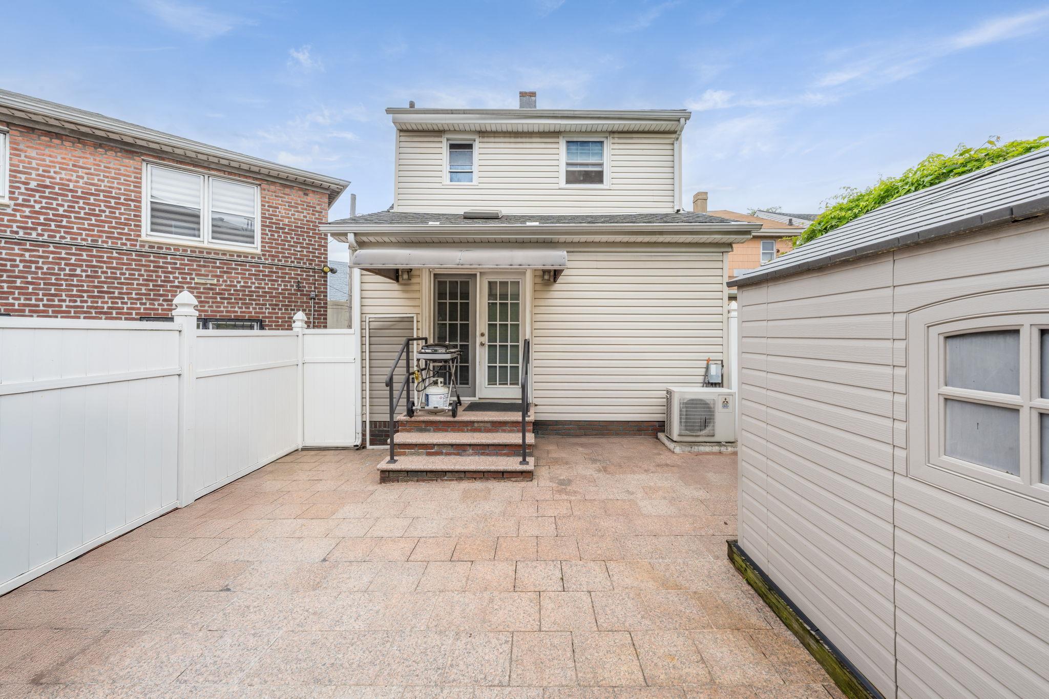 Single Family 58  Queens, NY 11378, MLS-863878-22