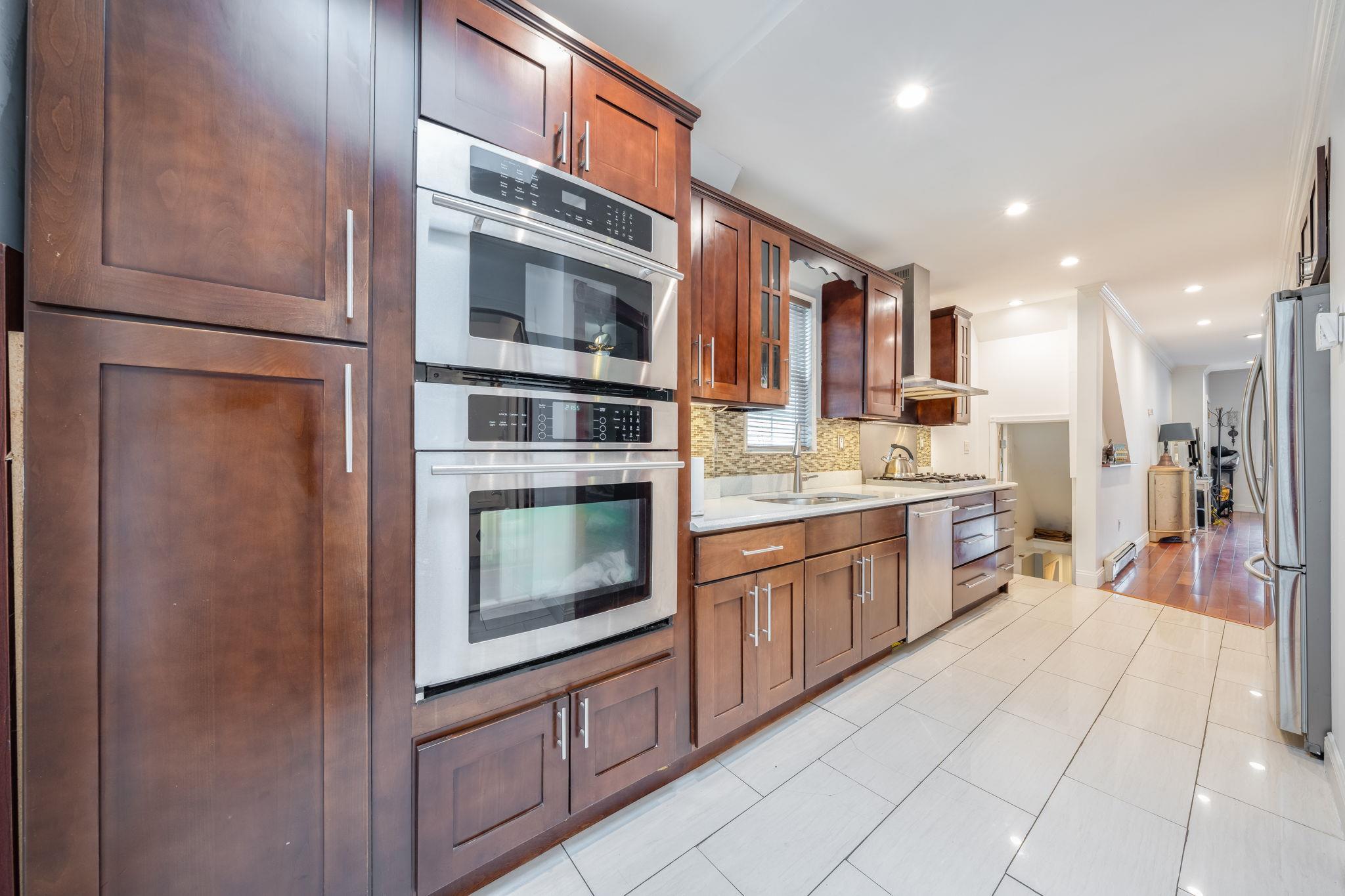 Single Family 58  Queens, NY 11378, MLS-863878-9