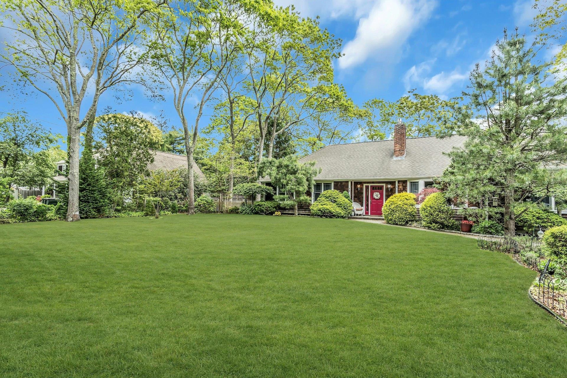 Single Family Delacey  Suffolk County, NY 11942, MLS-863890-4