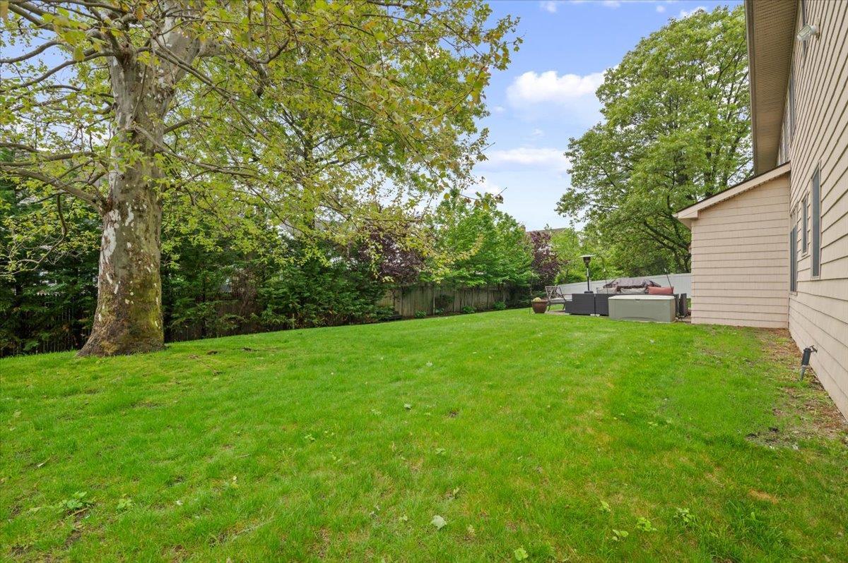 Single Family Green  Nassau County, NY 11598, MLS-863894-30