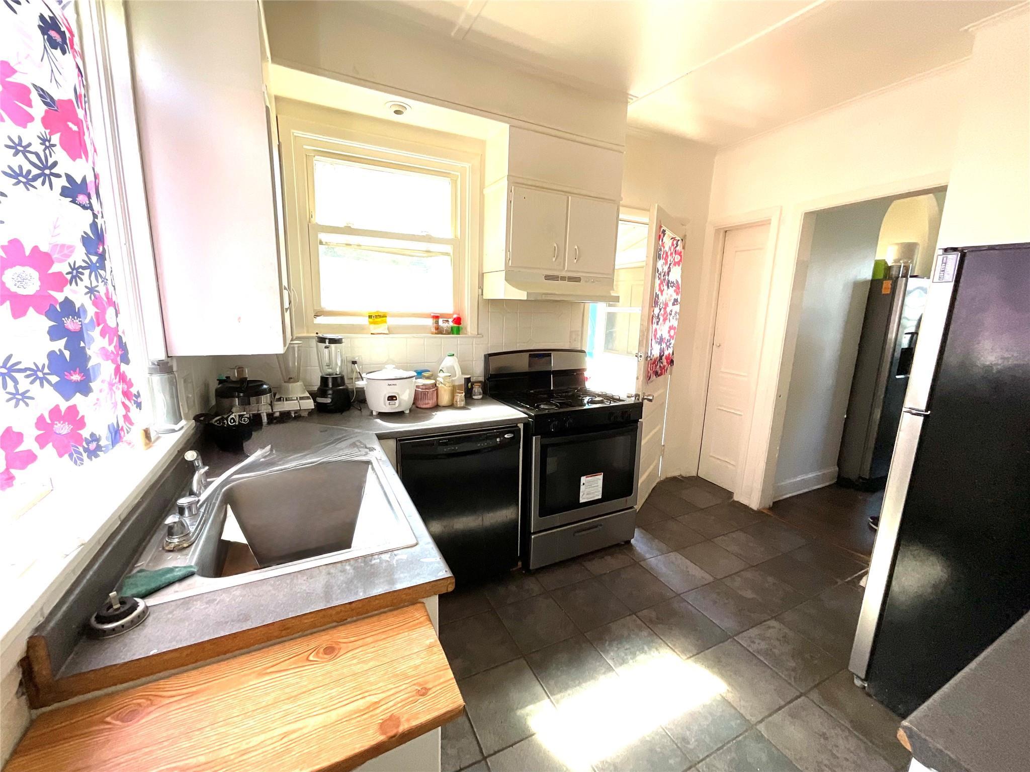 Single Family Cherry  Dutchess County, NY 12601, MLS-863907-5