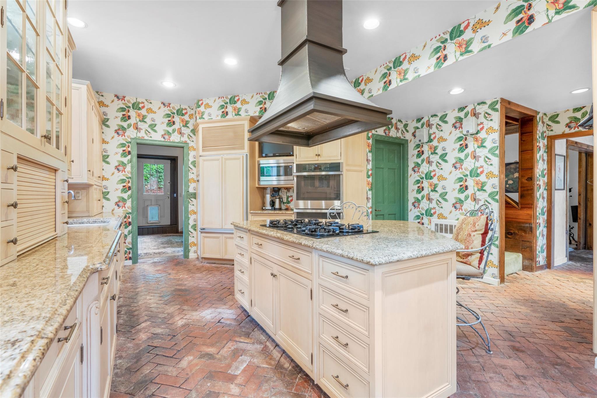Single Family Susan  Orange County, NY 12550, MLS-863912-14