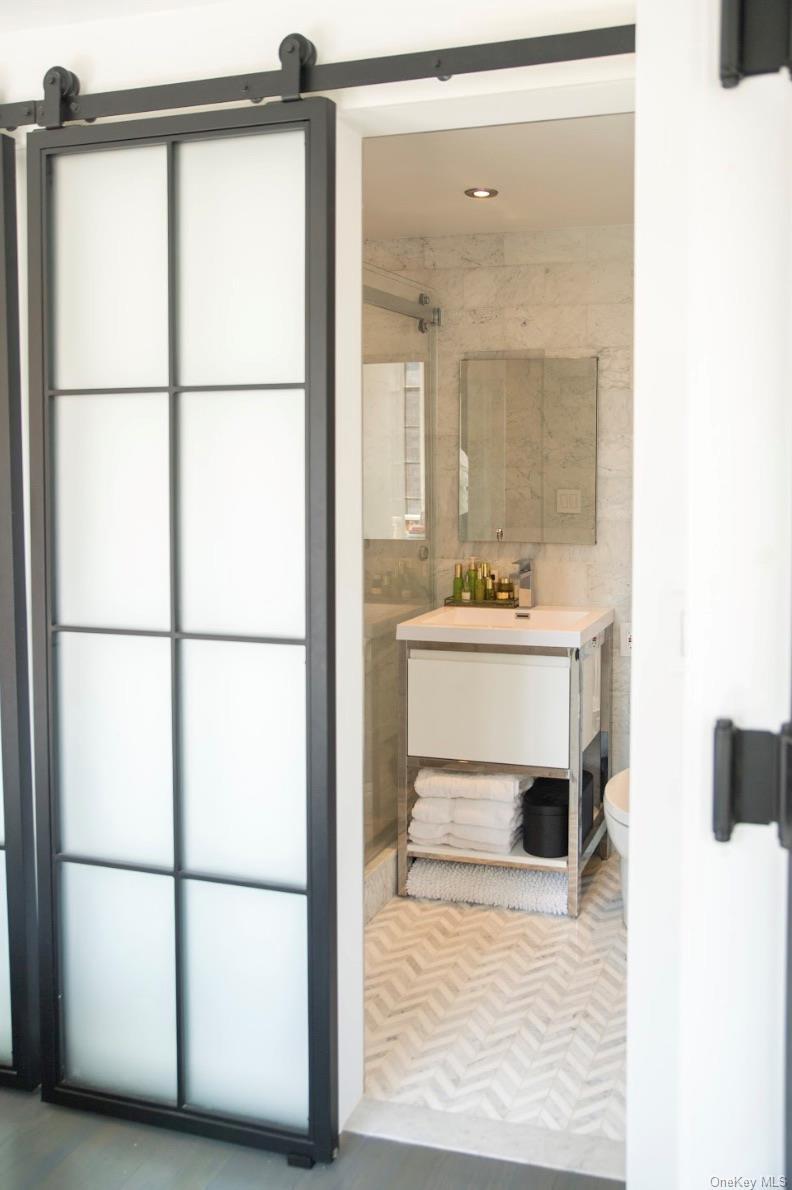 Coop 42nd  Manhattan, NY 10017, MLS-863914-12