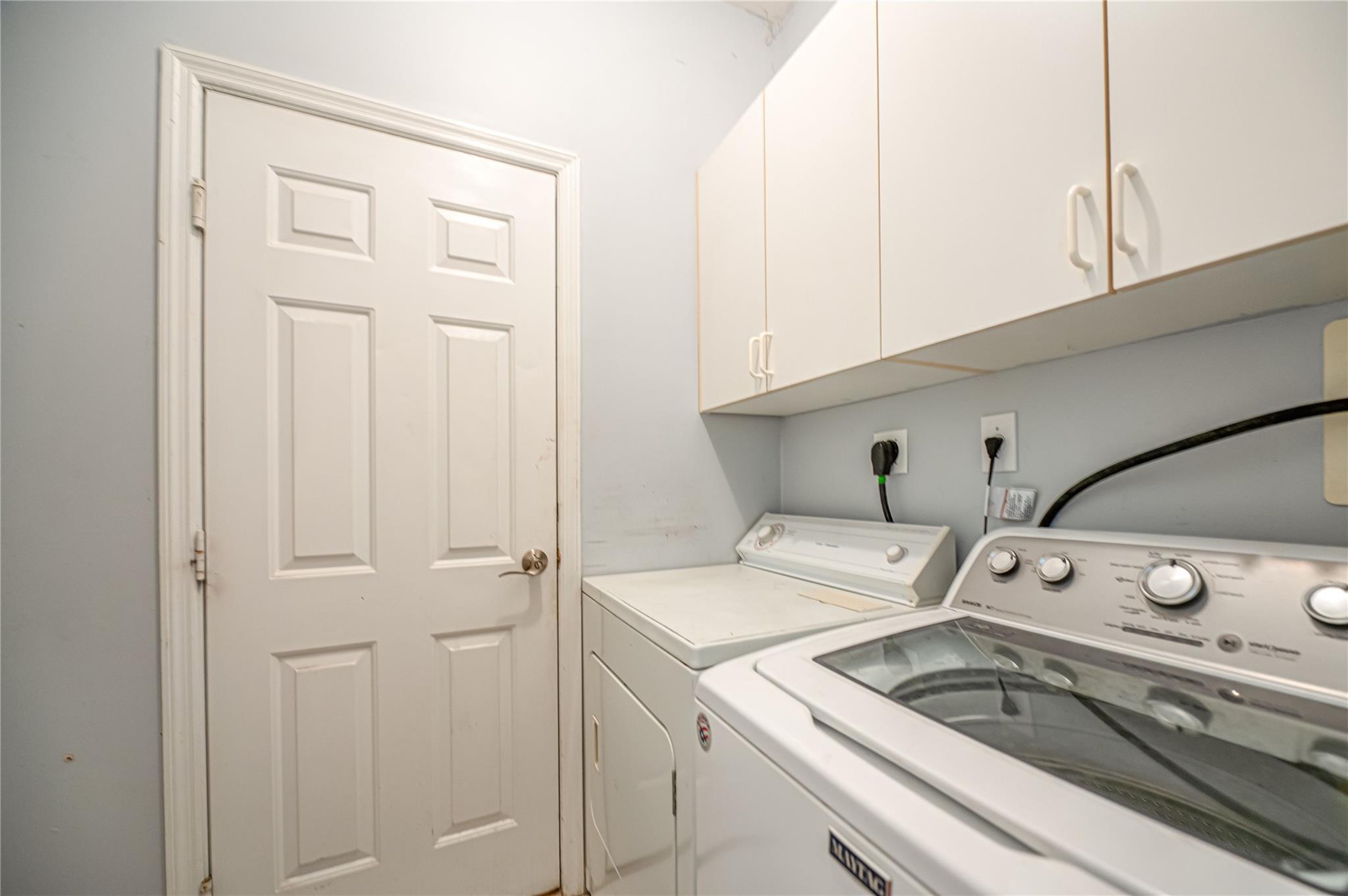 Single Family English Ivy  Suffolk County, NY 11755, MLS-863926-15