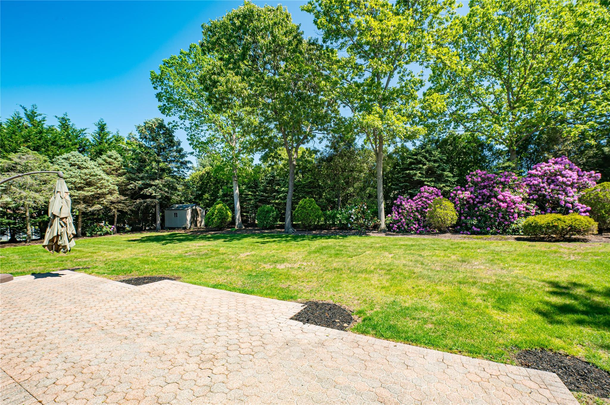 Single Family English Ivy  Suffolk County, NY 11755, MLS-863926-27