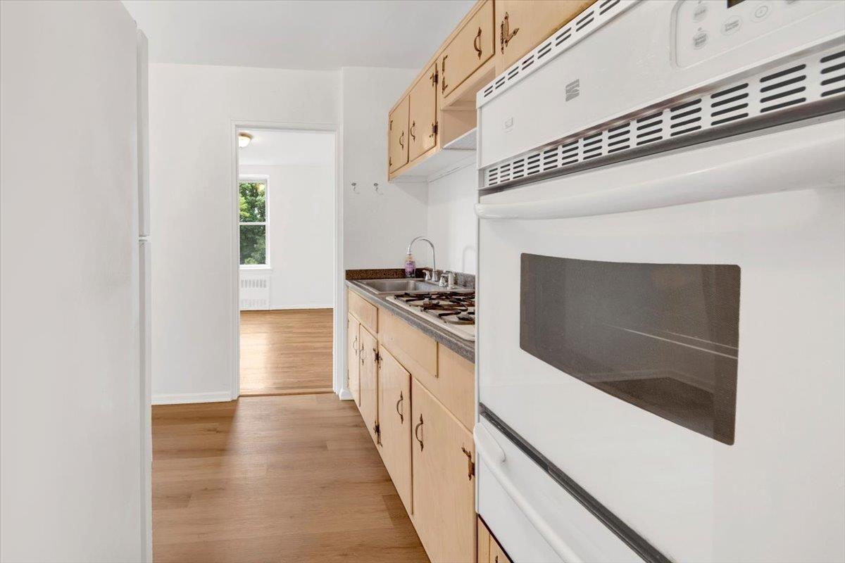 Coop Van Cortlandt  Bronx, NY 10470, MLS-863943-15