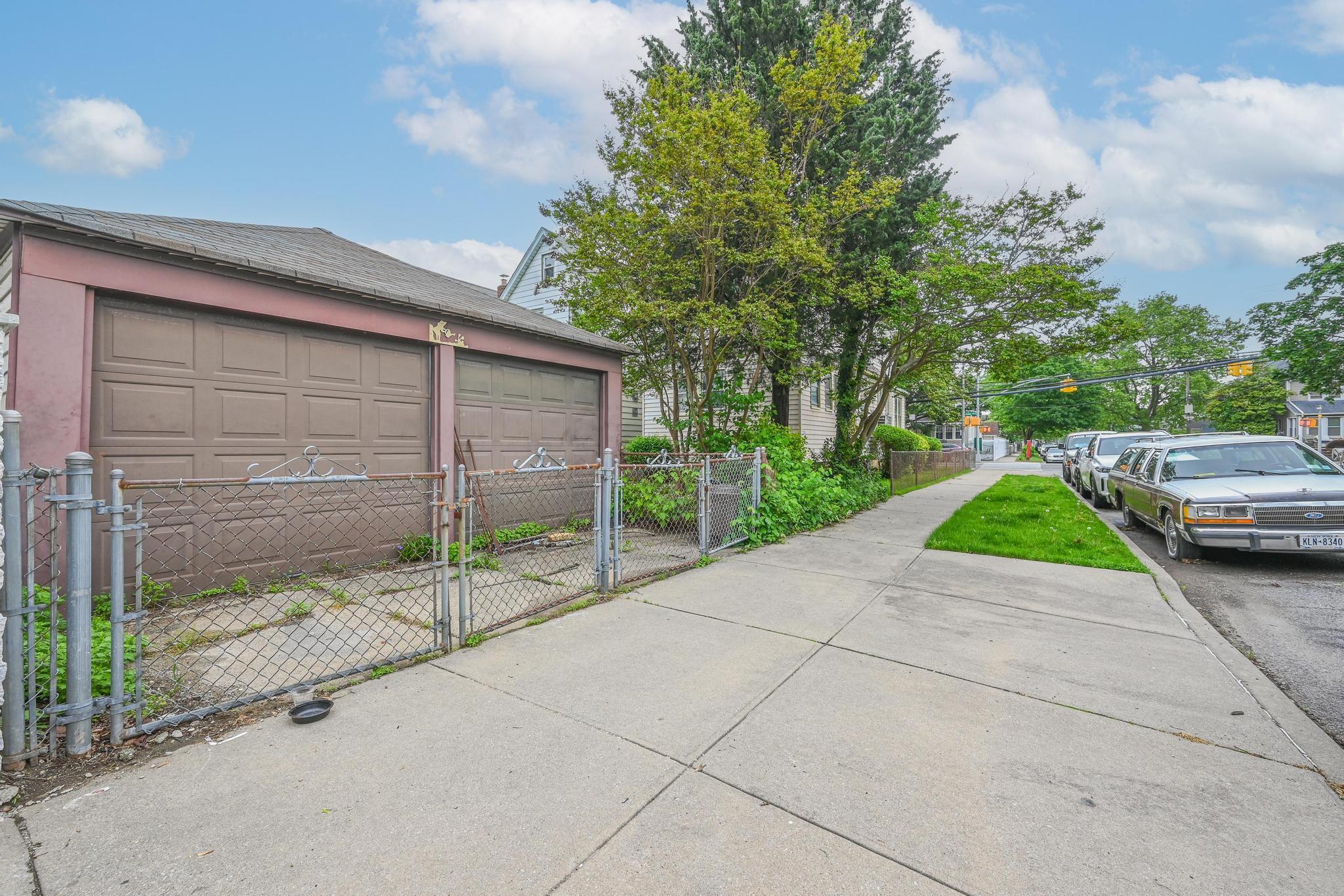 Single Family Linden  Queens, NY 11436, MLS-863962-10