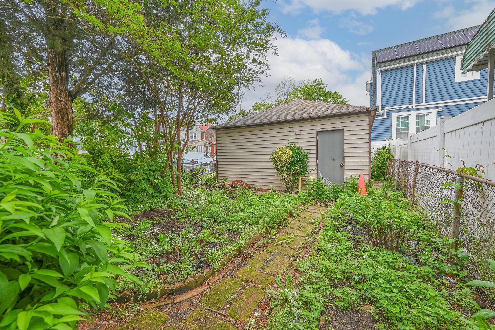 Single Family Linden  Queens, NY 11436, MLS-863962-12