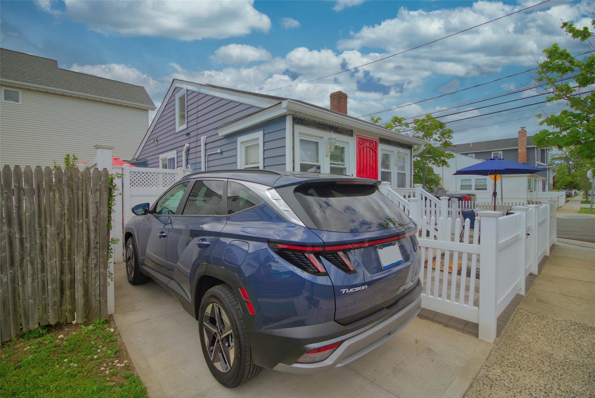 Single Family Lawson  Nassau County, NY 11518, MLS-863983-21