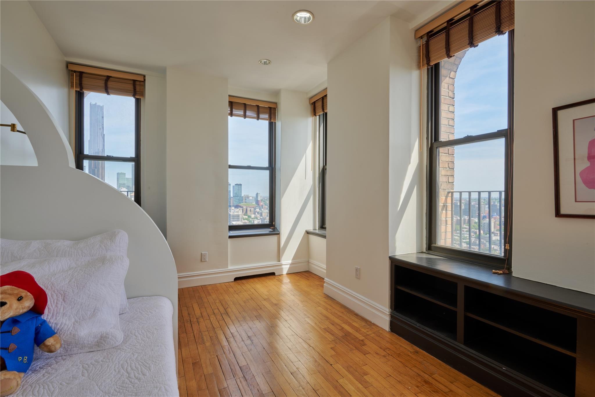 Coop Livingston  Brooklyn, NY 11201, MLS-864010-20