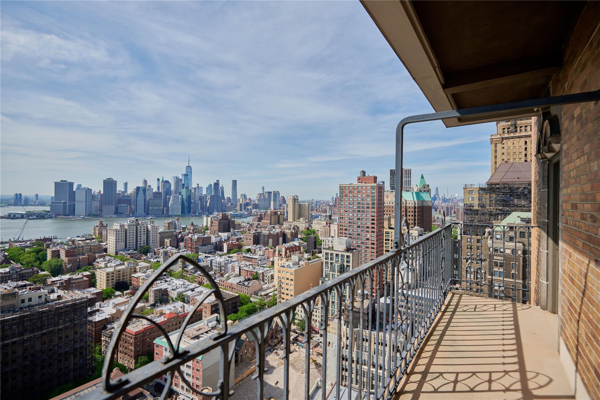 Coop Livingston  Brooklyn, NY 11201, MLS-864010-3