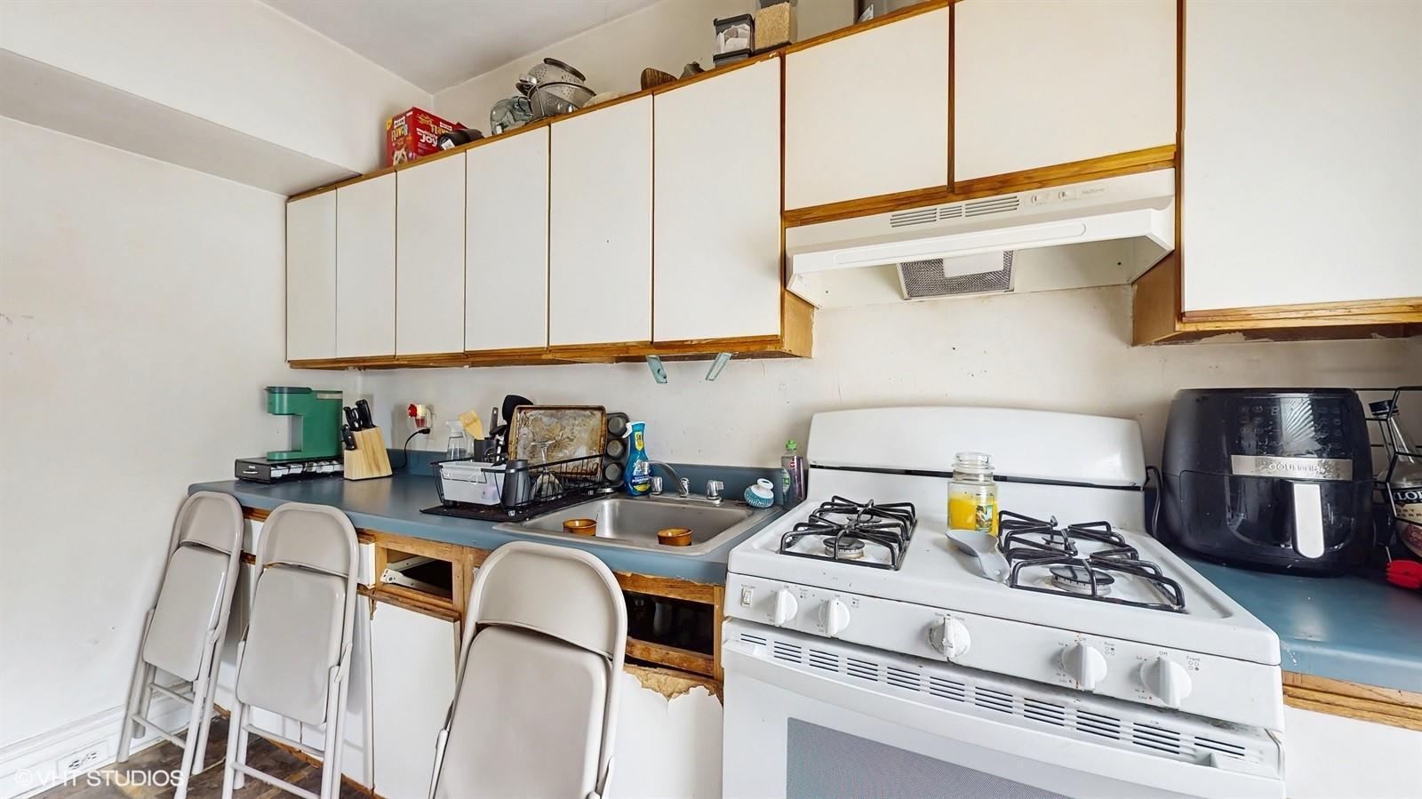 Single Family Urban  Westchester County, NY 10552, MLS-864016-25