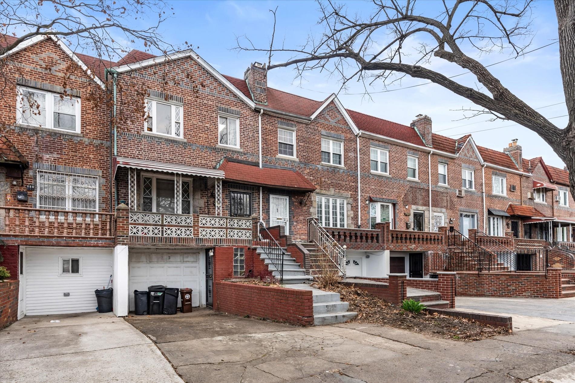 Single Family 40th  Brooklyn, NY 11210, MLS-864036-3