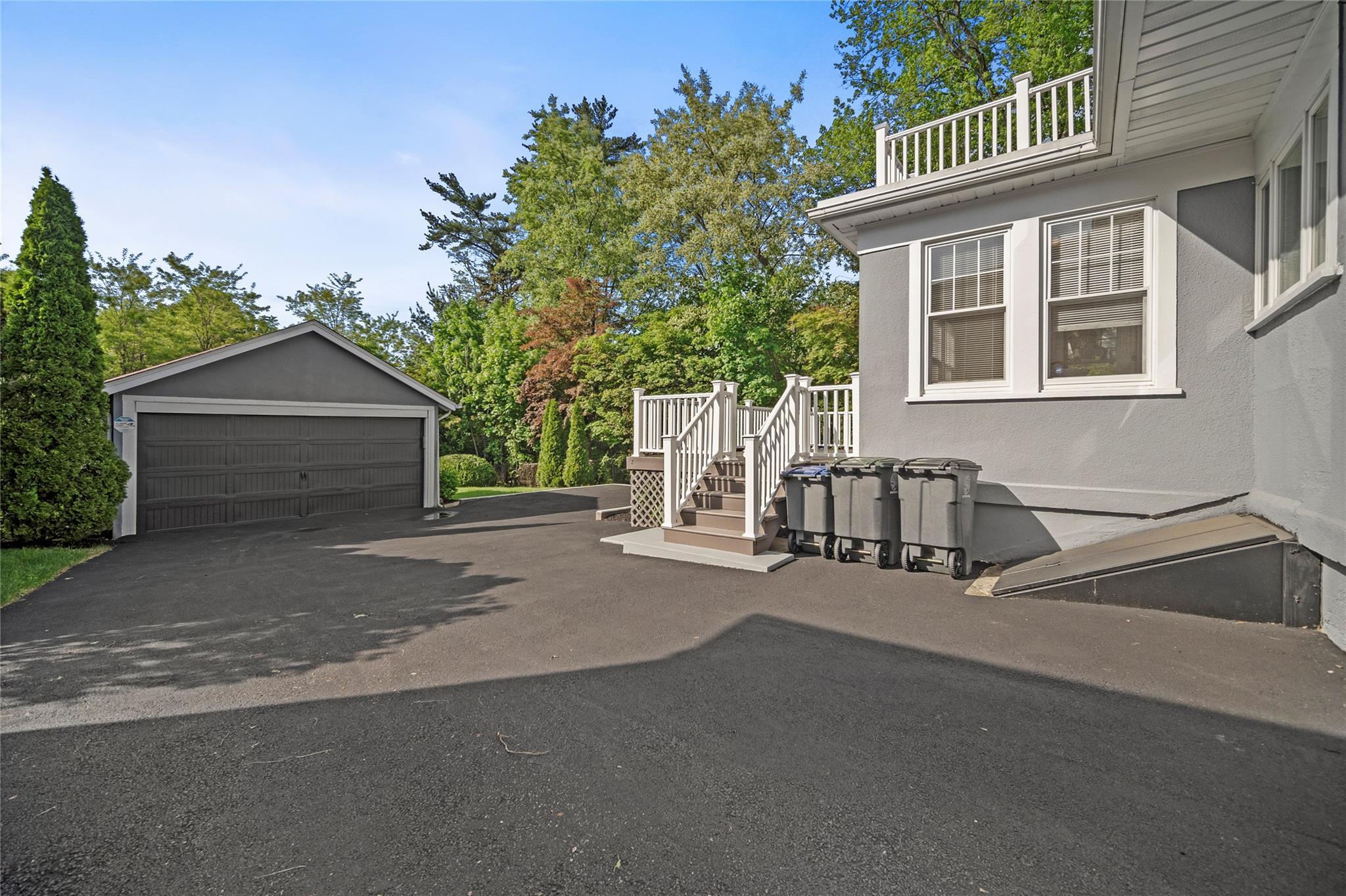 Single Family Crane  Westchester County, NY 10603, MLS-864040-32