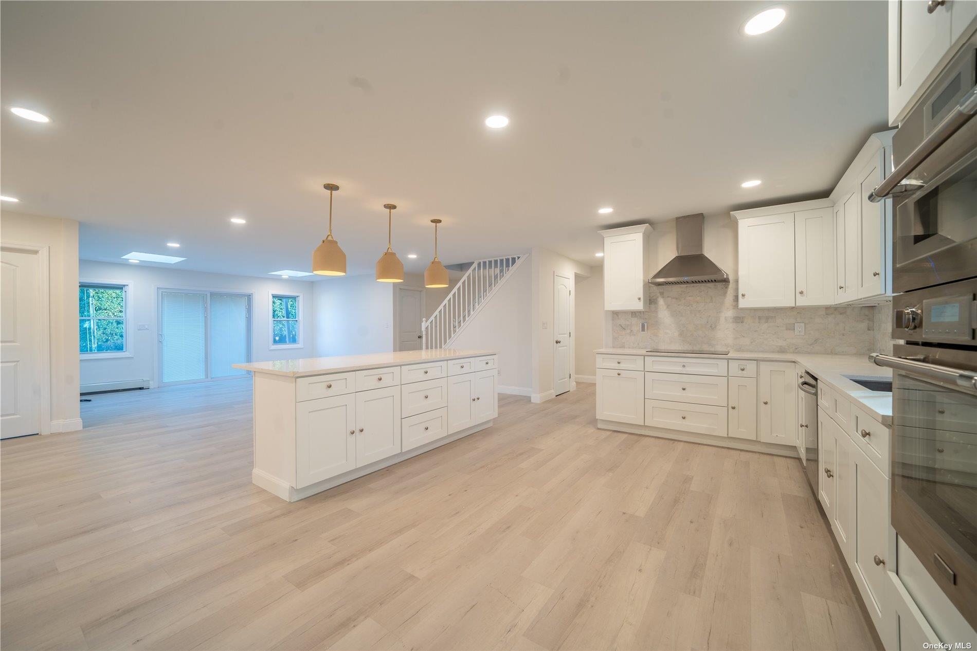 Single Family Kingfisher  Nassau County, NY 11756, MLS-864046-2