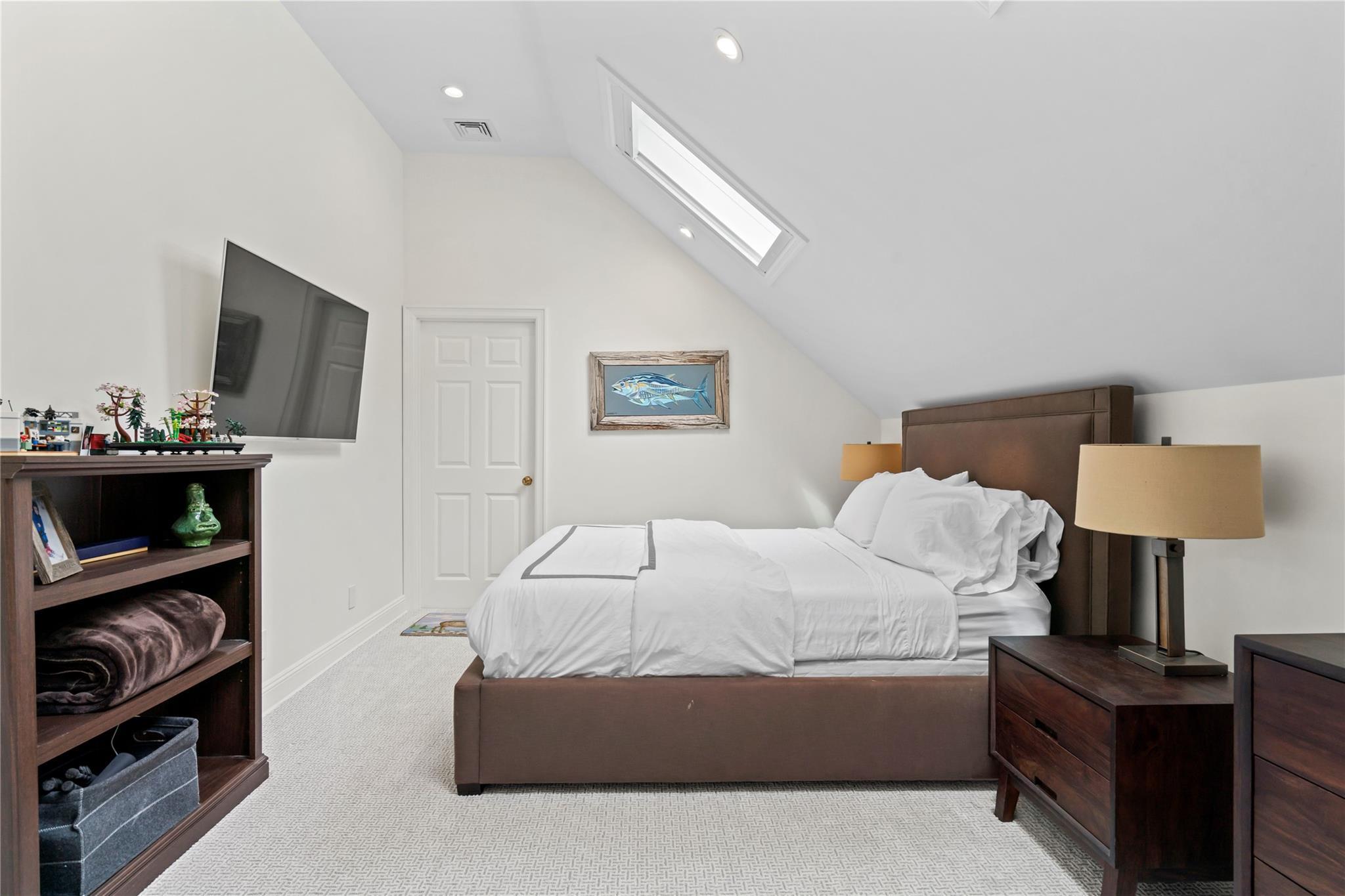 Single Family Matinecock Farms  Nassau County, NY 11542, MLS-864070-22