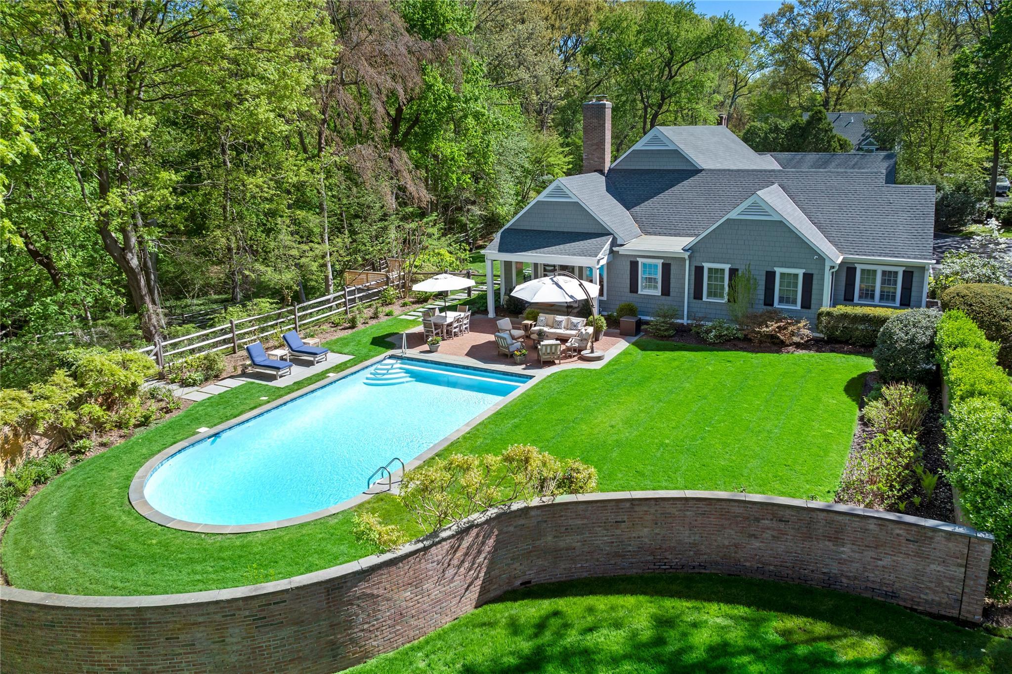 Single Family Matinecock Farms  Nassau County, NY 11542, MLS-864070-3