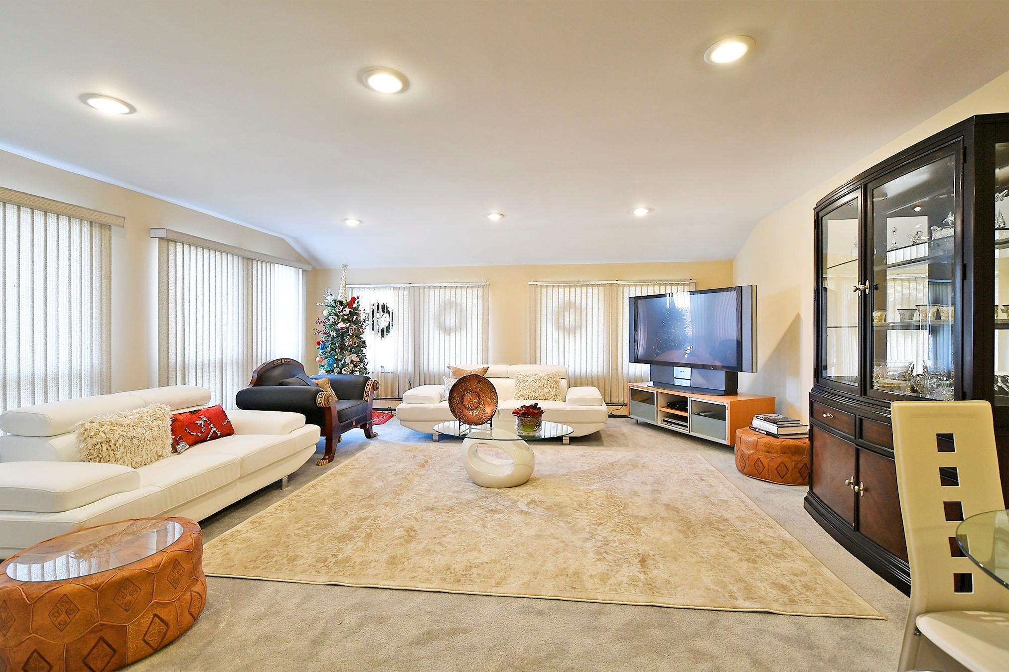 Single Family Deanna  Suffolk County, NY 11746, MLS-864080-19