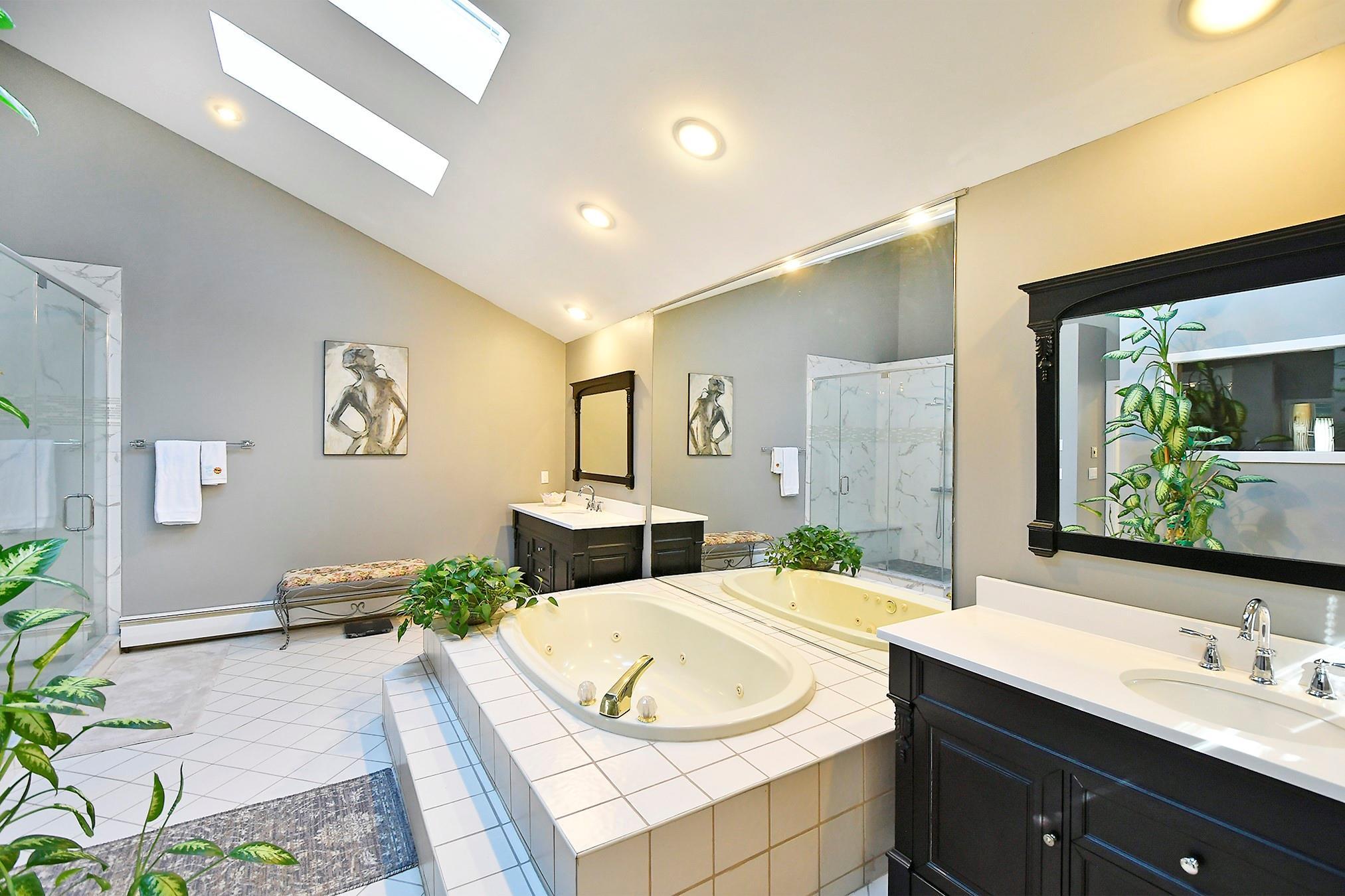 Single Family Deanna  Suffolk County, NY 11746, MLS-864080-25