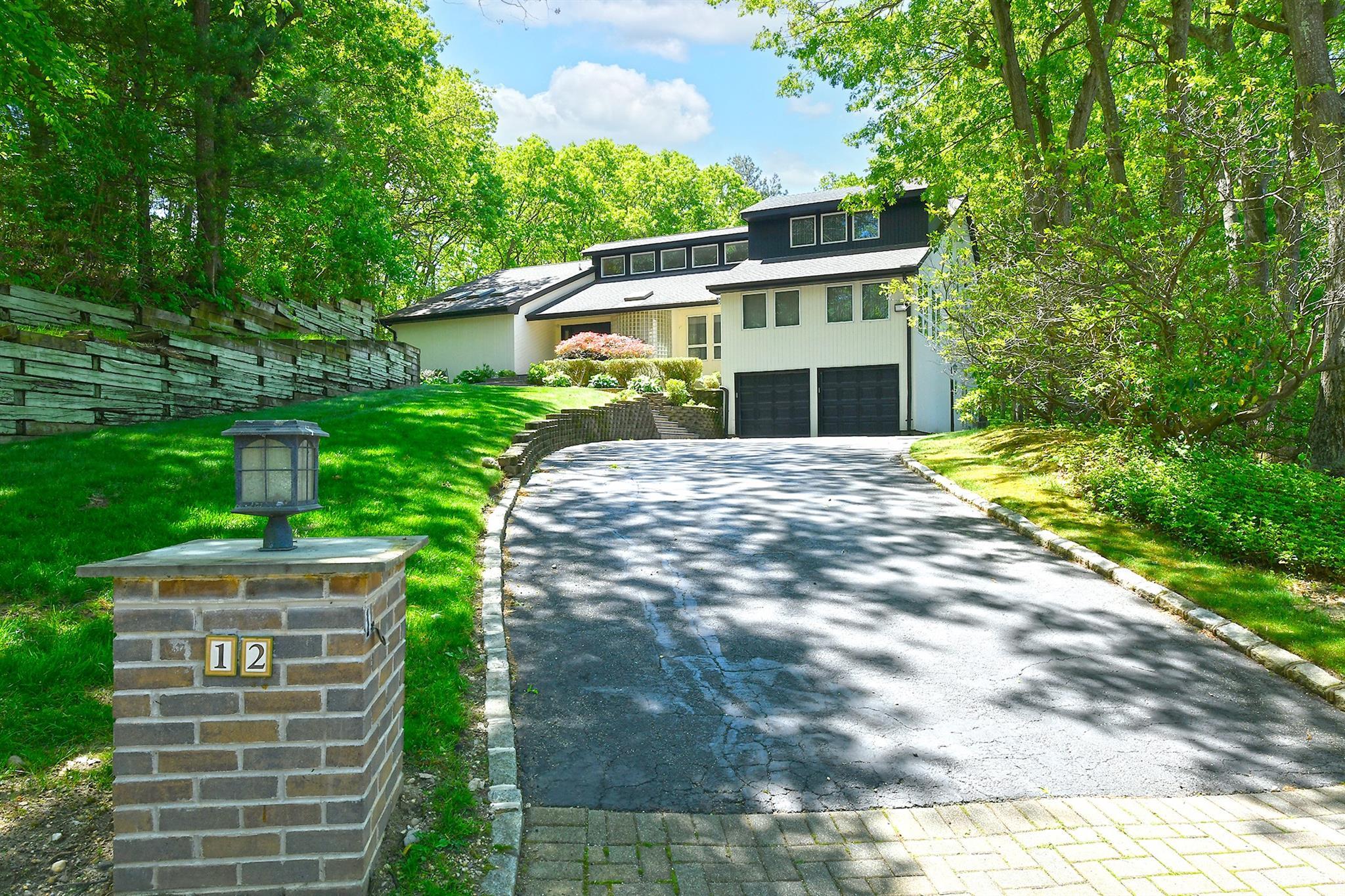 Single Family Deanna  Suffolk County, NY 11746, MLS-864080-3