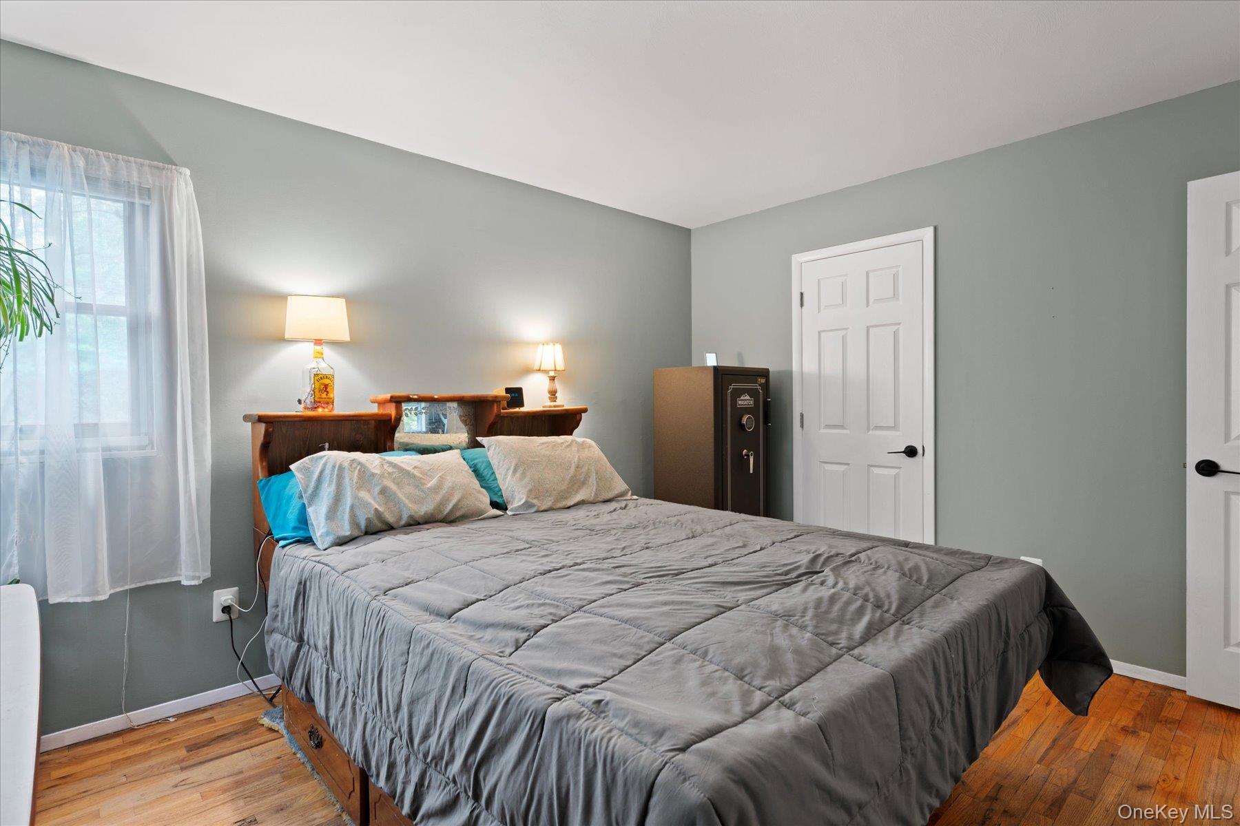 Single Family Debragga Suffolk County, NY 11940, MLS-864084-12