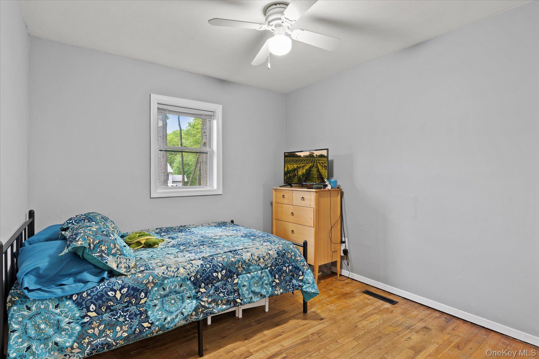 Single Family Debragga Suffolk County, NY 11940, MLS-864084-13