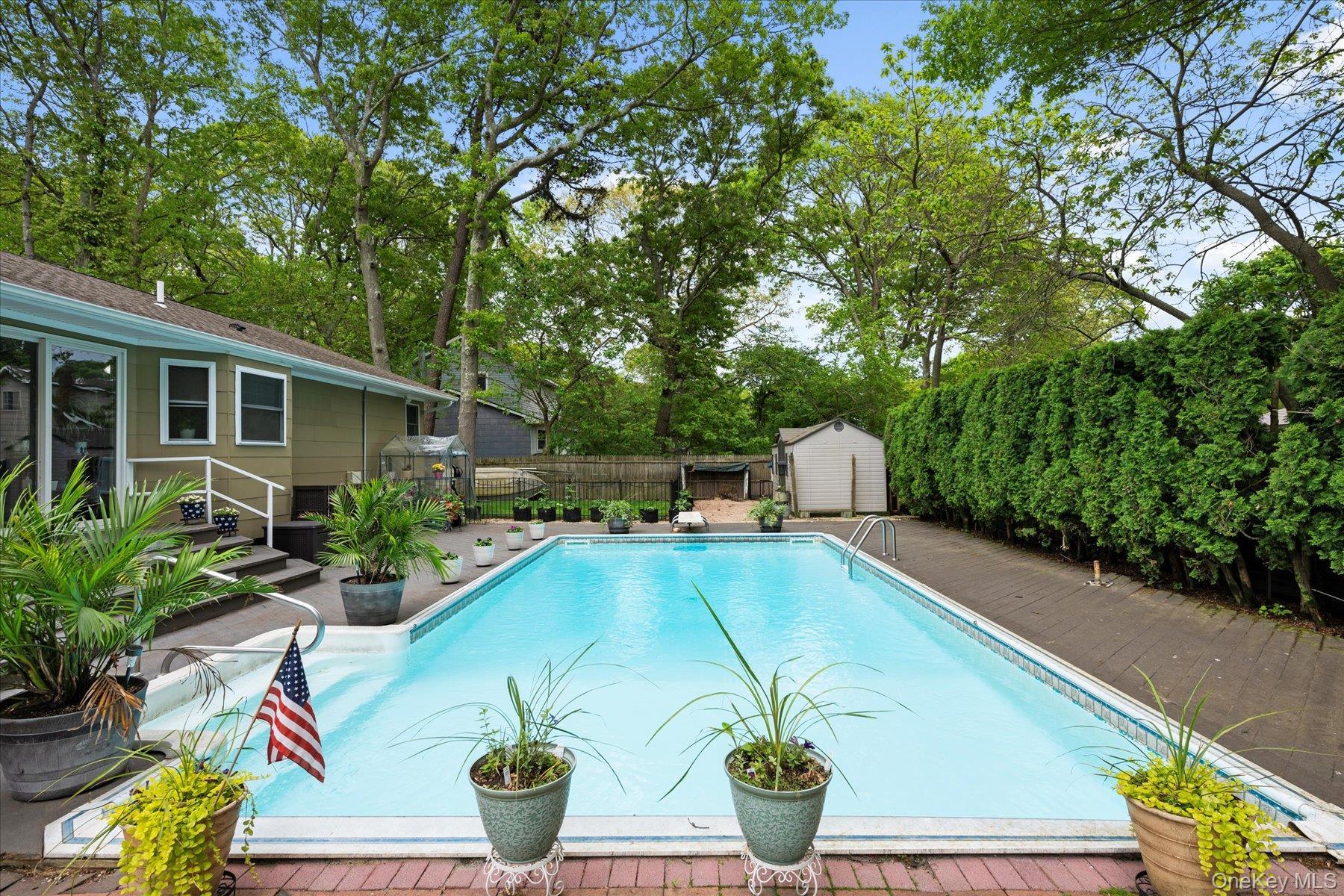 Single Family Debragga Suffolk County, NY 11940, MLS-864084-23