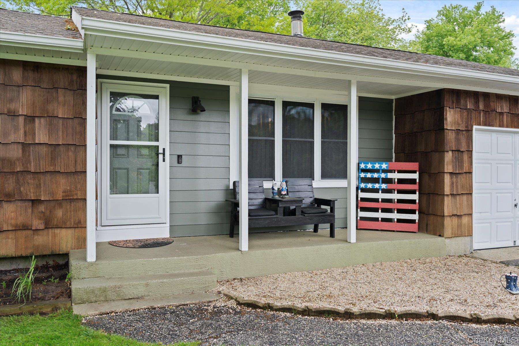 Single Family Debragga Suffolk County, NY 11940, MLS-864084-3