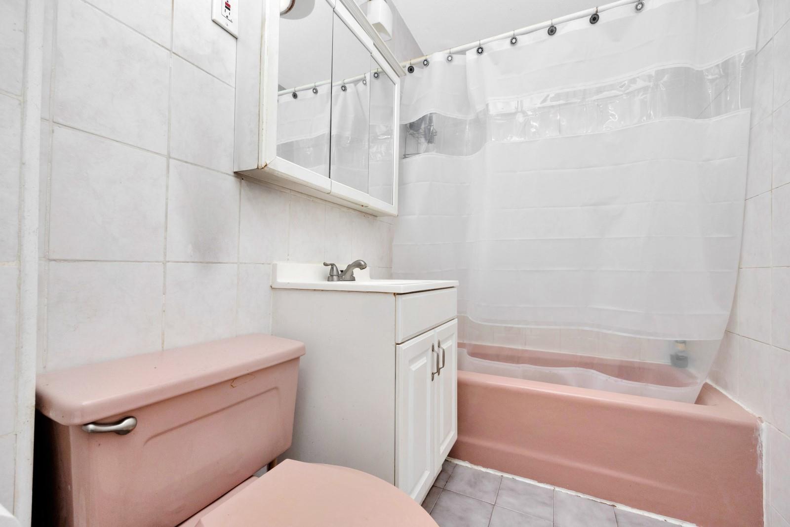 Single Family 74th  Queens, NY 11379, MLS-864092-12