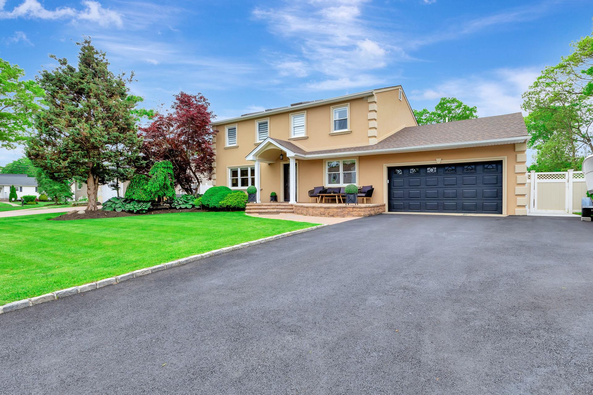 Single Family Perimeter St  Suffolk County, NY 11741, MLS-864108-2