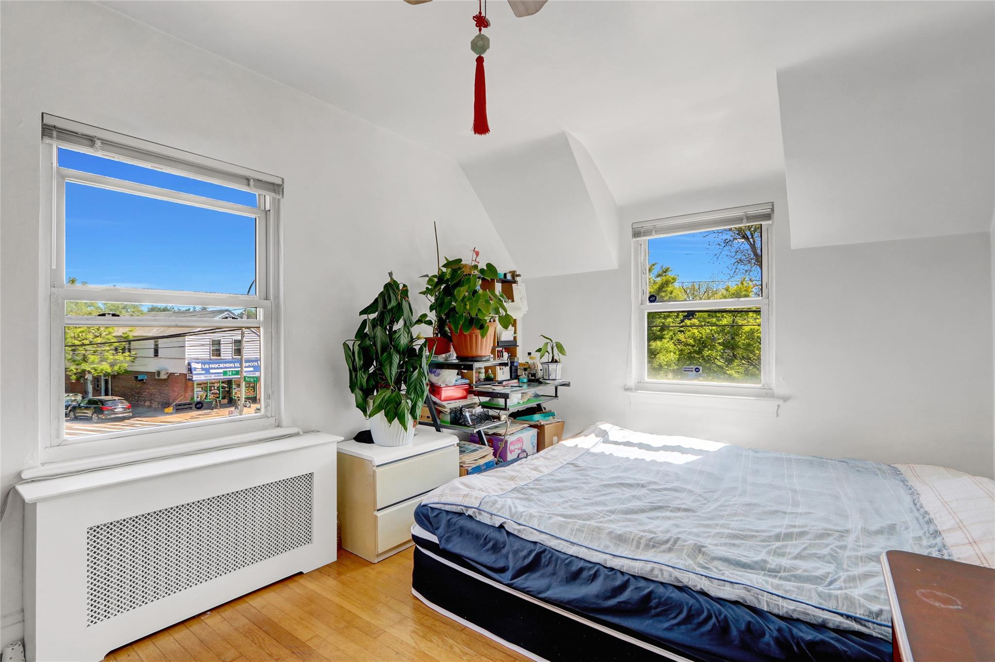 Single Family Murray  Queens, NY 11354, MLS-864112-18
