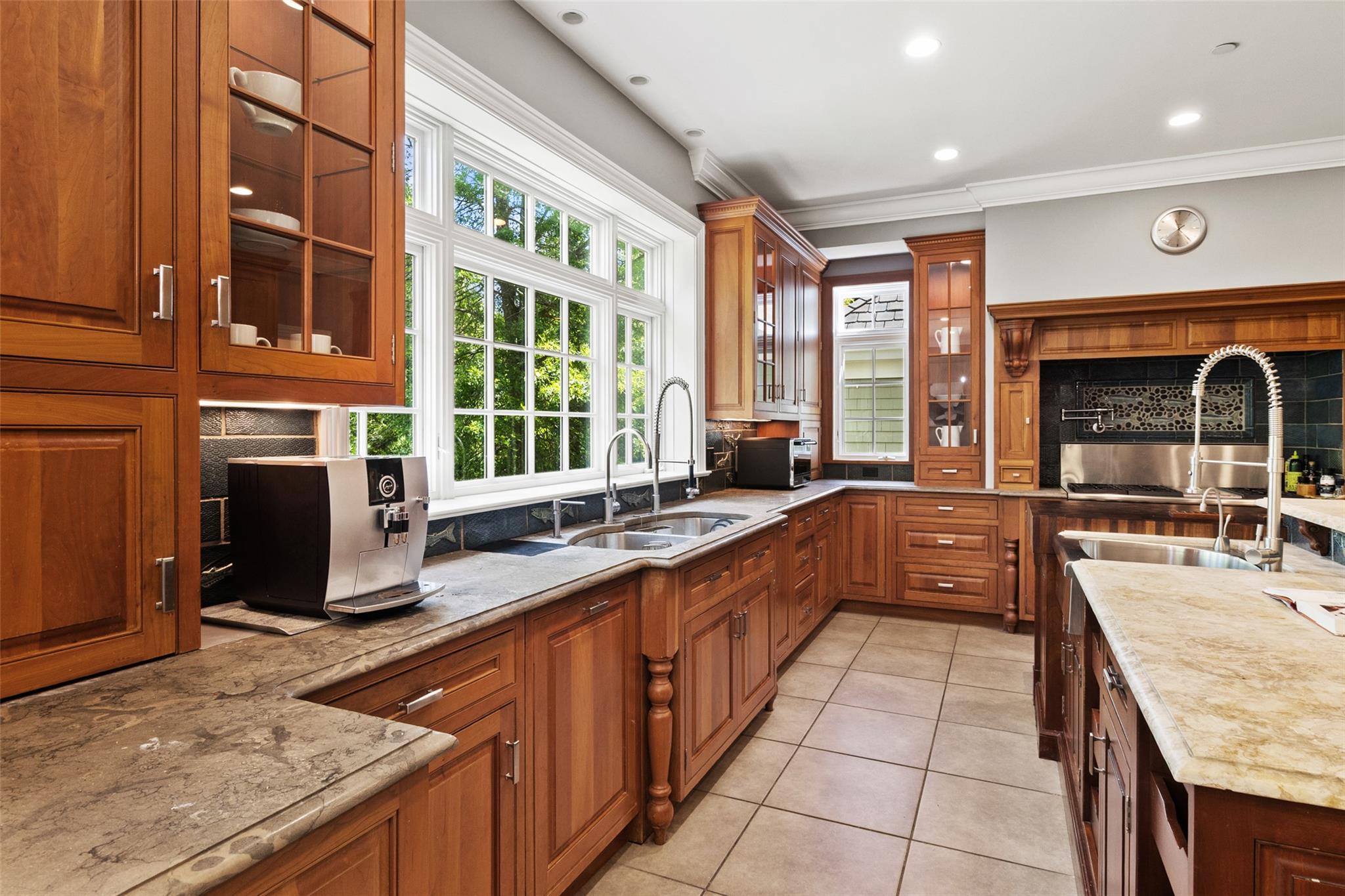 Single Family Club  Westchester County, NY 10549, MLS-864126-16