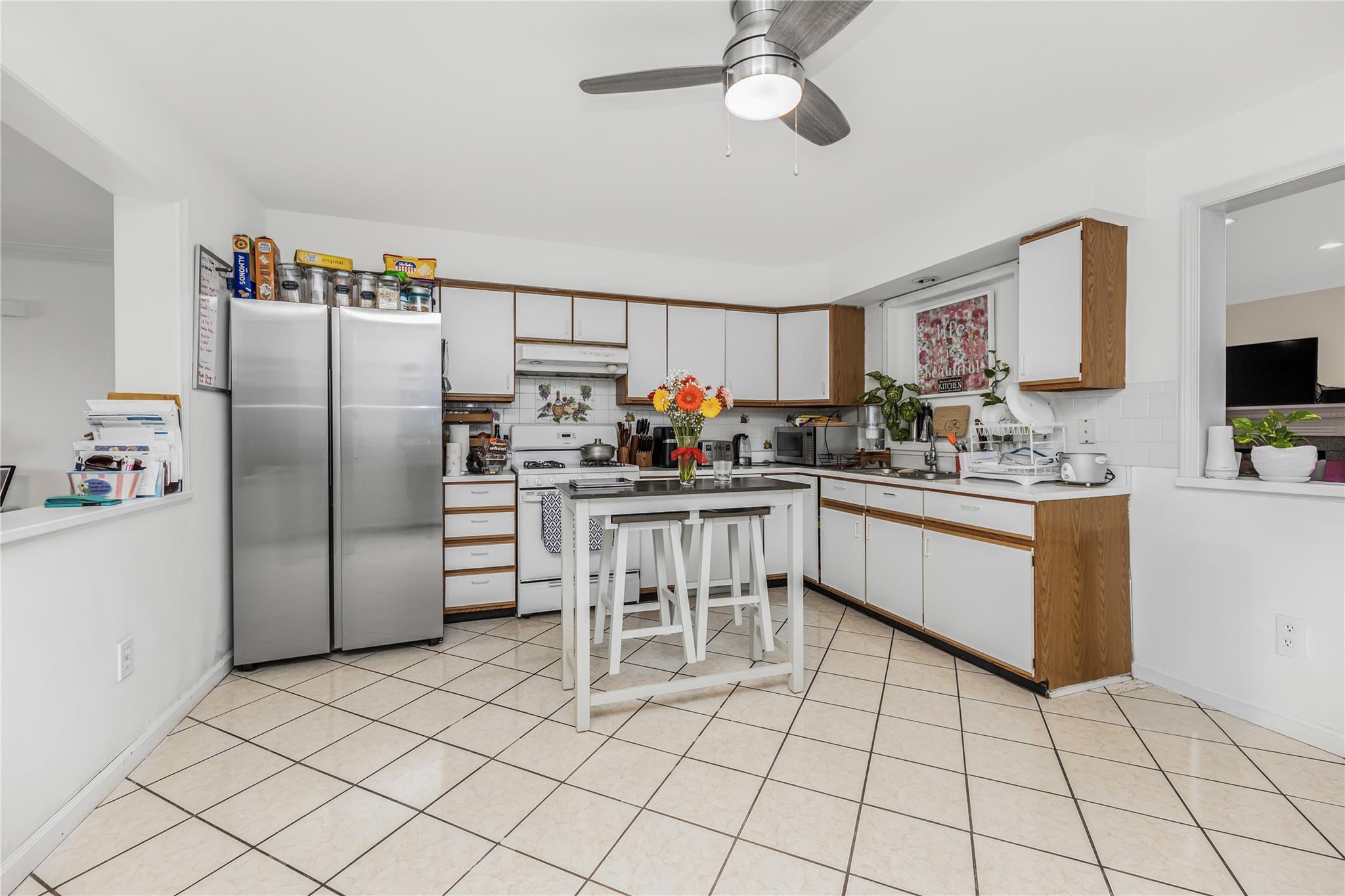Single Family Mary Lou  Westchester County, NY 10703, MLS-864139-38