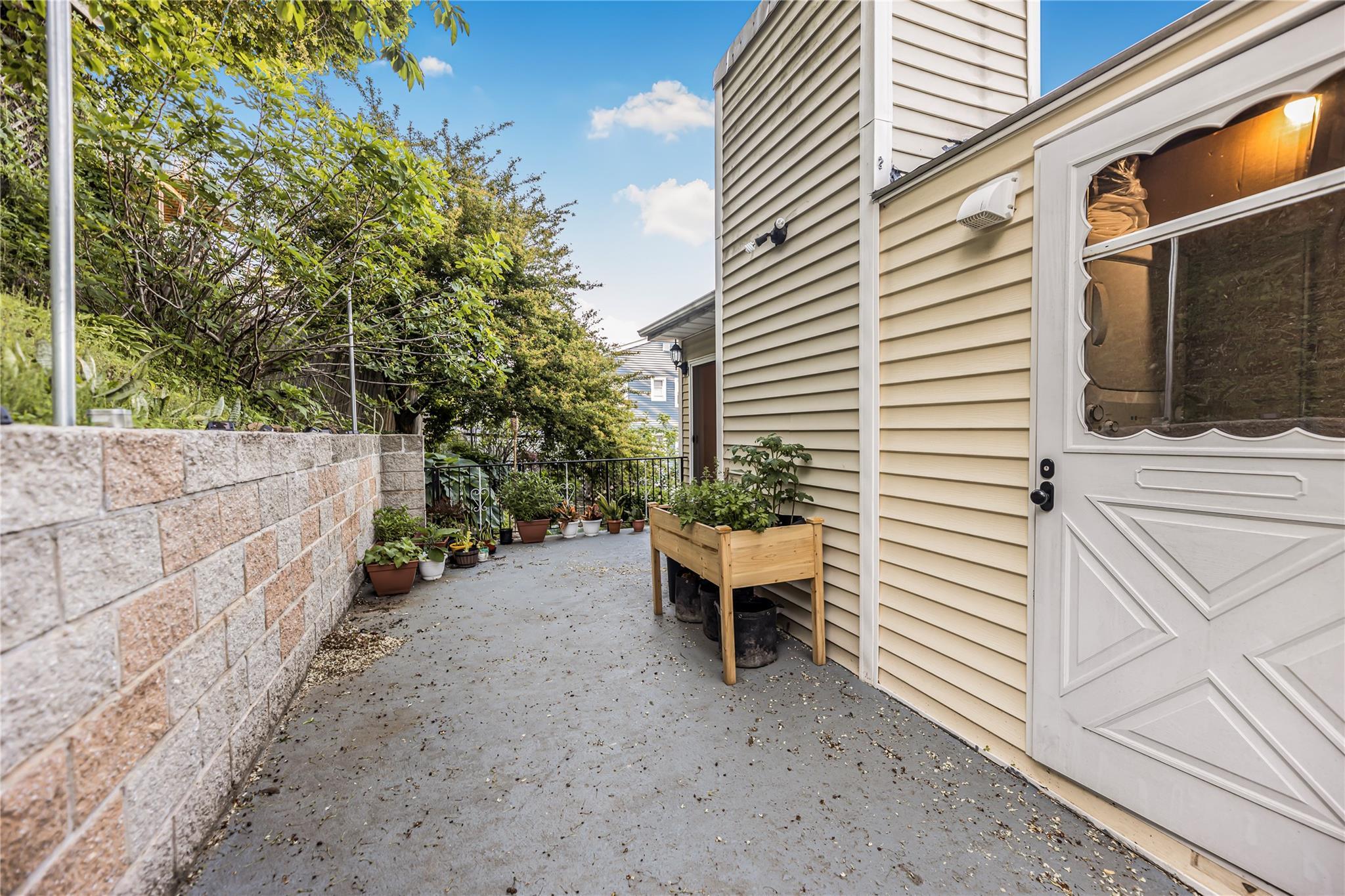 Single Family Mary Lou  Westchester County, NY 10703, MLS-864139-41