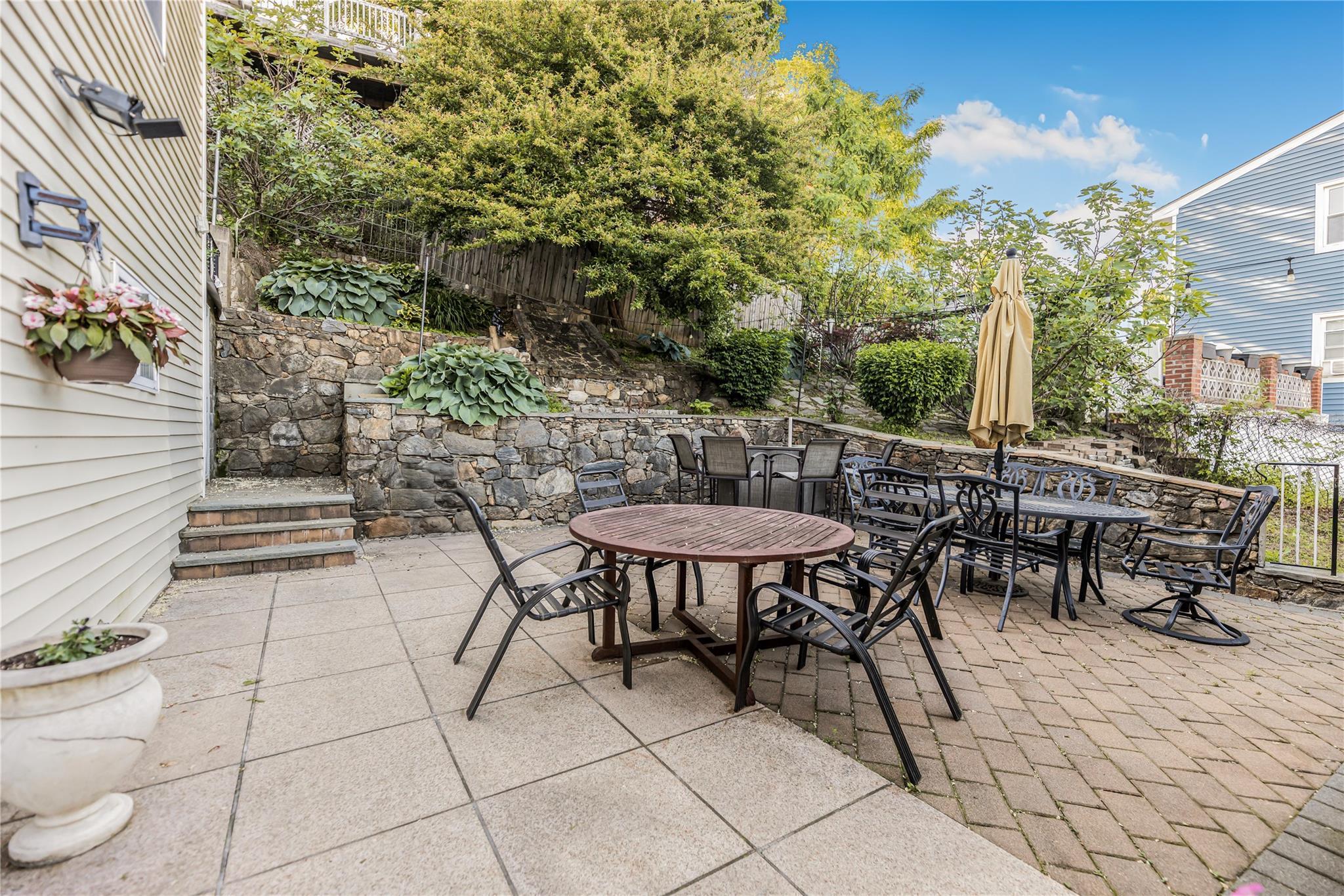 Single Family Mary Lou  Westchester County, NY 10703, MLS-864139-43