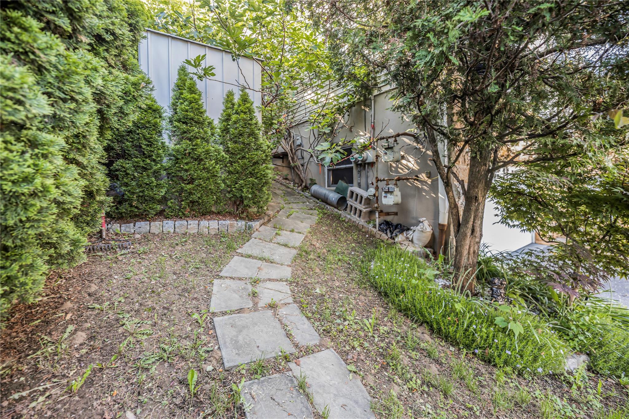 Single Family Mary Lou  Westchester County, NY 10703, MLS-864139-5