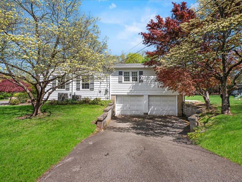 Single Family Airmont  Rockland County, NY 10901, MLS-864152-6
