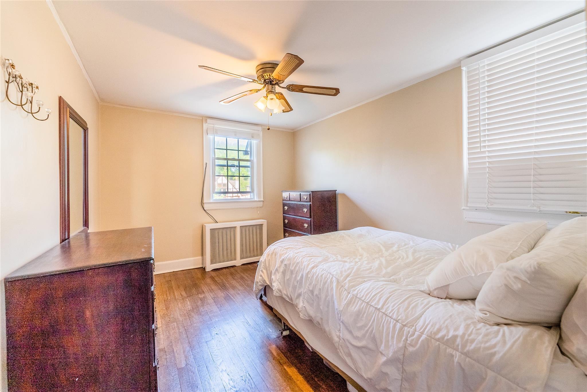 Single Family Cary  Nassau County, NY 11021, MLS-864153-33