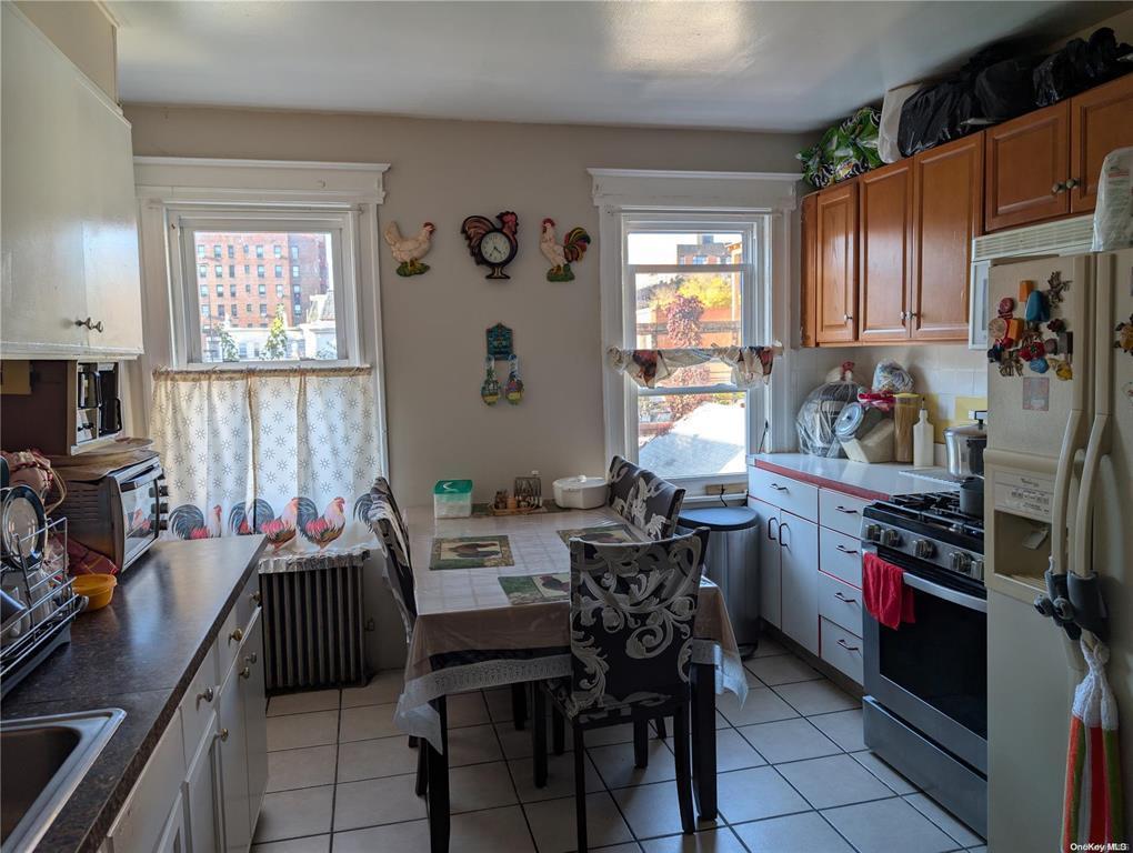 Single Family 90th  Queens, NY 11432, MLS-864171-3