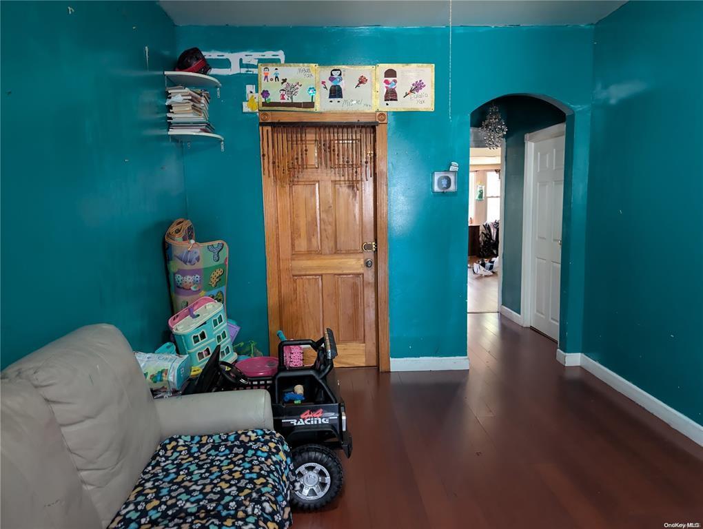 Single Family 90th  Queens, NY 11432, MLS-864171-4