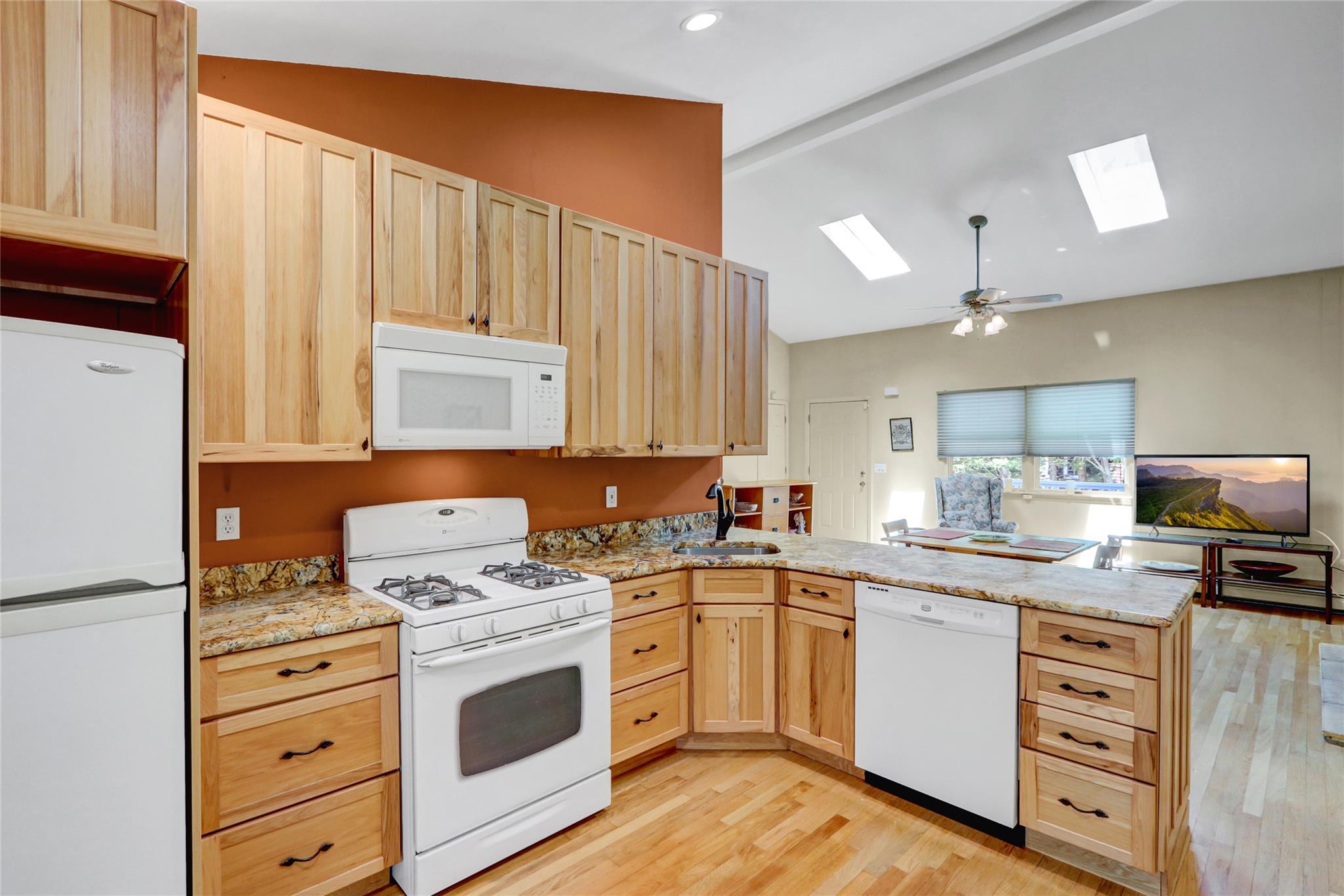 Single Family Narcissus  Suffolk County, NY 11778, MLS-864172-8