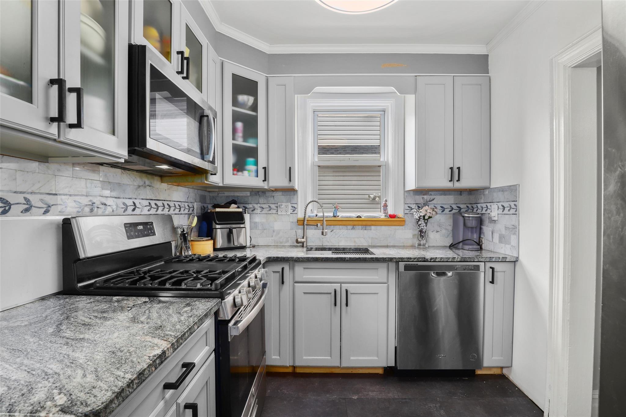 Single Family Randall  Bronx, NY 10465, MLS-864181-15