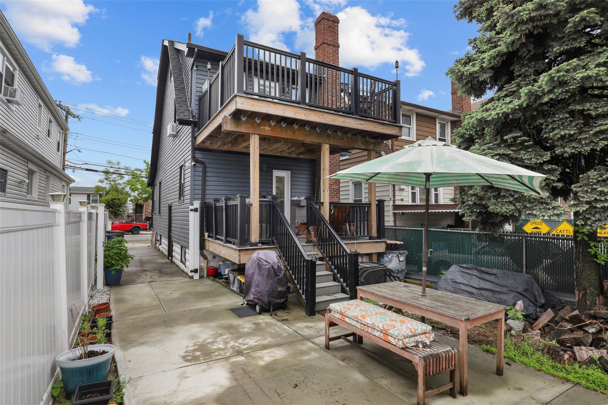 Single Family Randall  Bronx, NY 10465, MLS-864181-23
