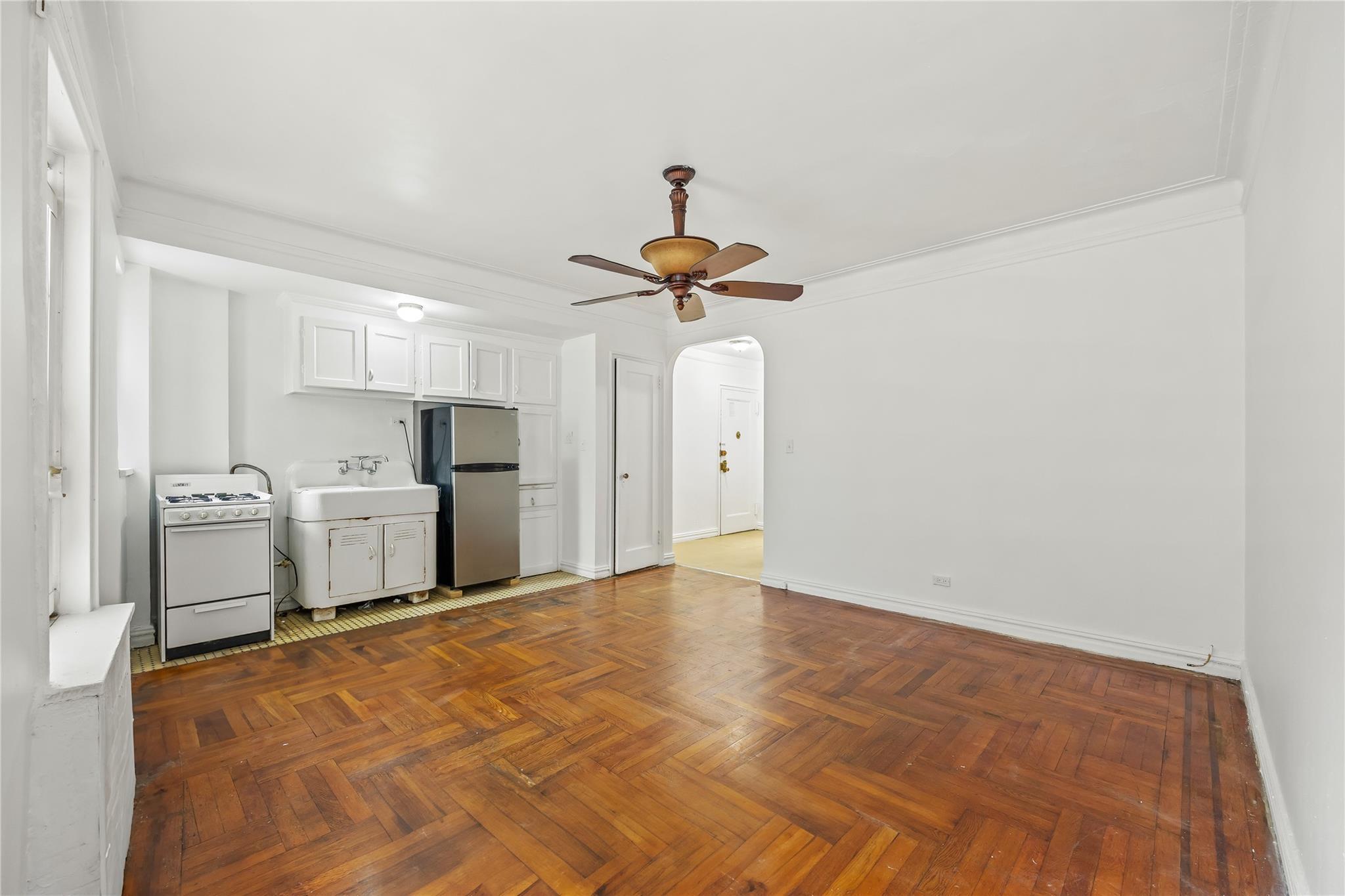 Coop Oliver Place  Bronx, NY 10458, MLS-864187-7
