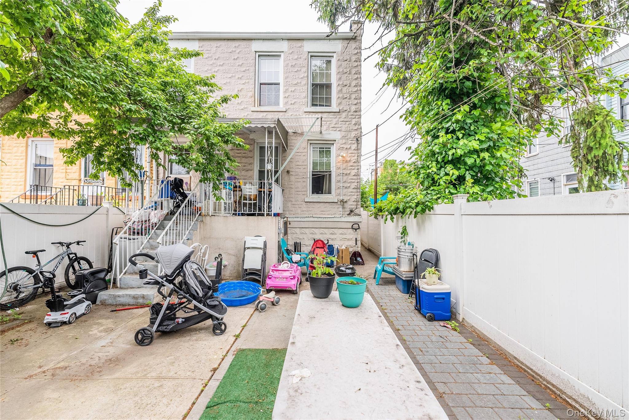 Single Family Etna Brooklyn, NY 11208, MLS-864190-15