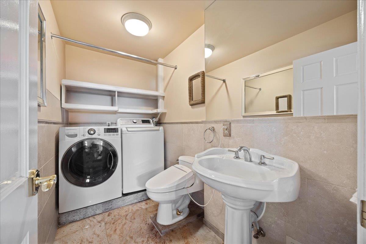 Single Family Bulaire Nassau County, NY 11518, MLS-864194-18