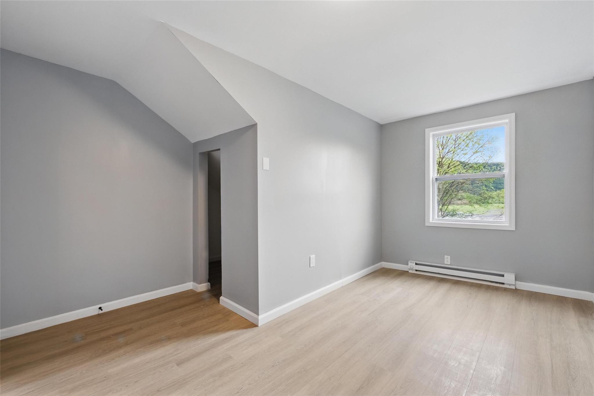 Single Family Broadway/route 9w  Ulster County, NY 12487, MLS-864204-17